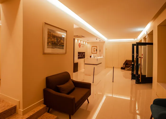 Отель Vera Cruz Downtown 2*